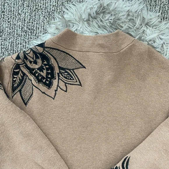 Chico's Long Camel Cardigan with Black Floral Embroidered Design EUC - Picture 8 of 12